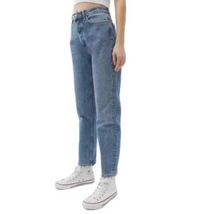 NWOT BDG Slim Straight Leg Jeans